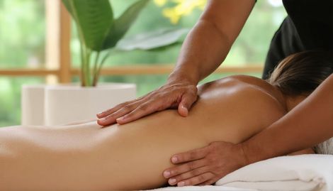 Kısa Sürede Rahatlatan Masajlar: Evde Hızlı Fiziksel Rahatlama Yöntemleri